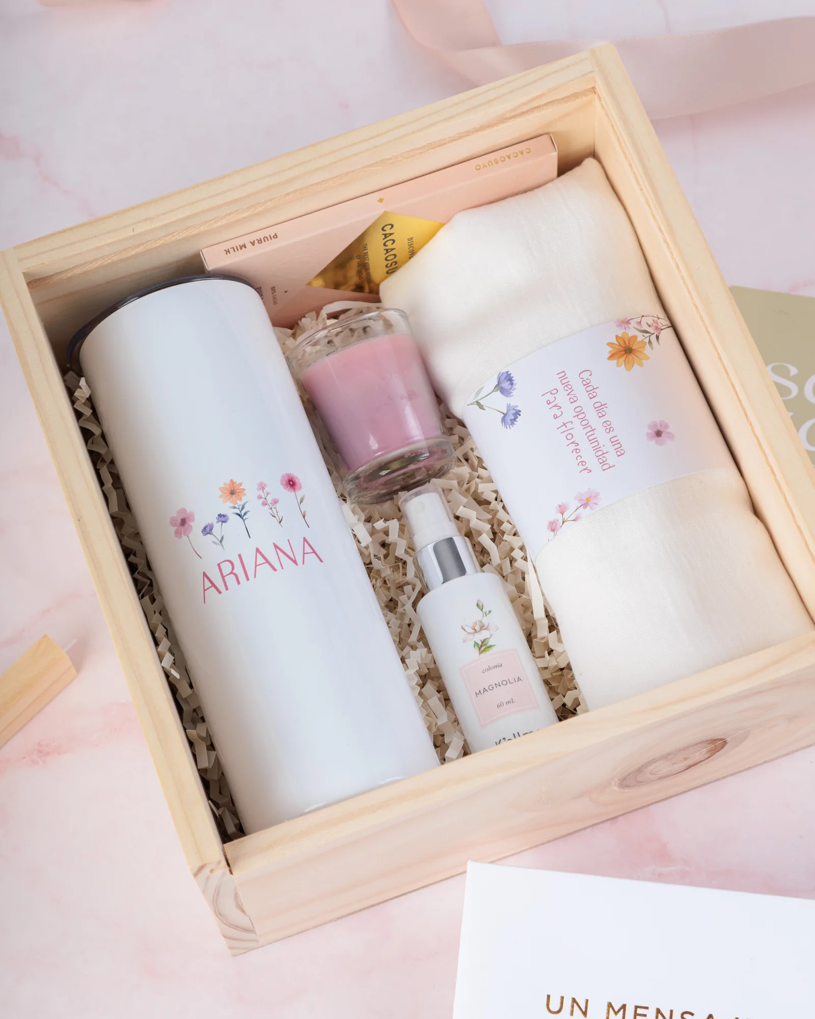 Ariana: Termo Personalizado, Pashmina & Vela Aromática
