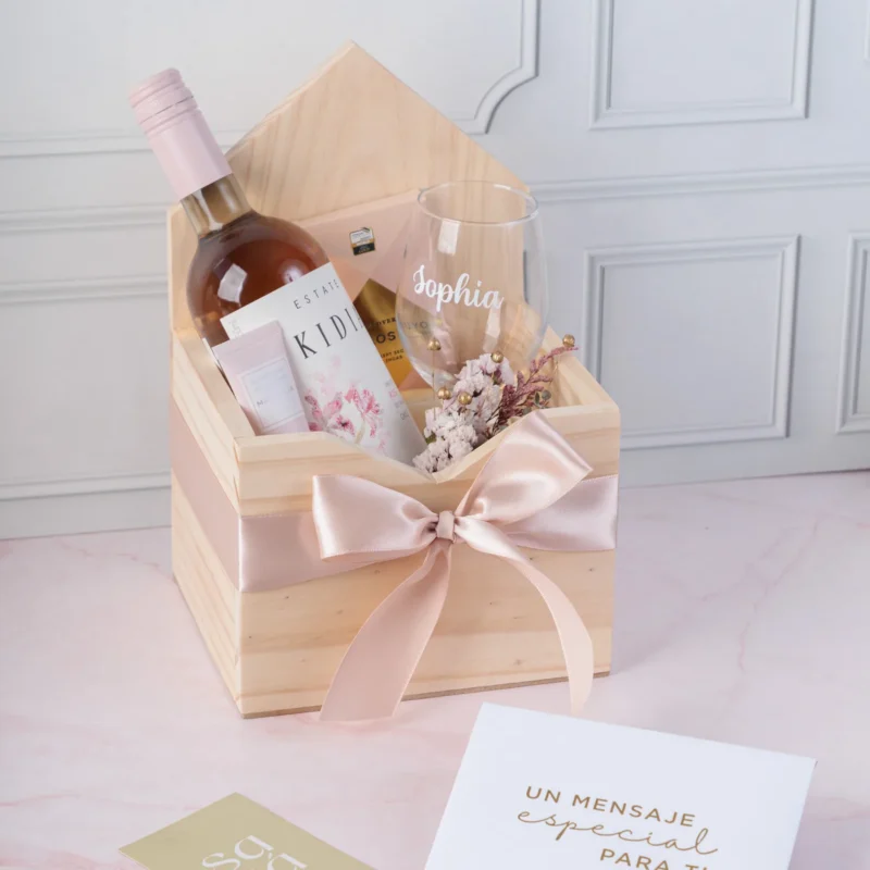 Pack Vino, Chocolate & Copa Personalizada