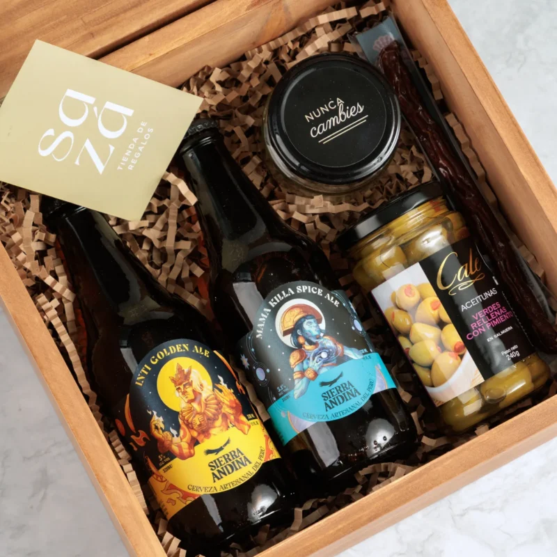 Edición Especial: Cerveza, Aceitunas & Caja Personalizado