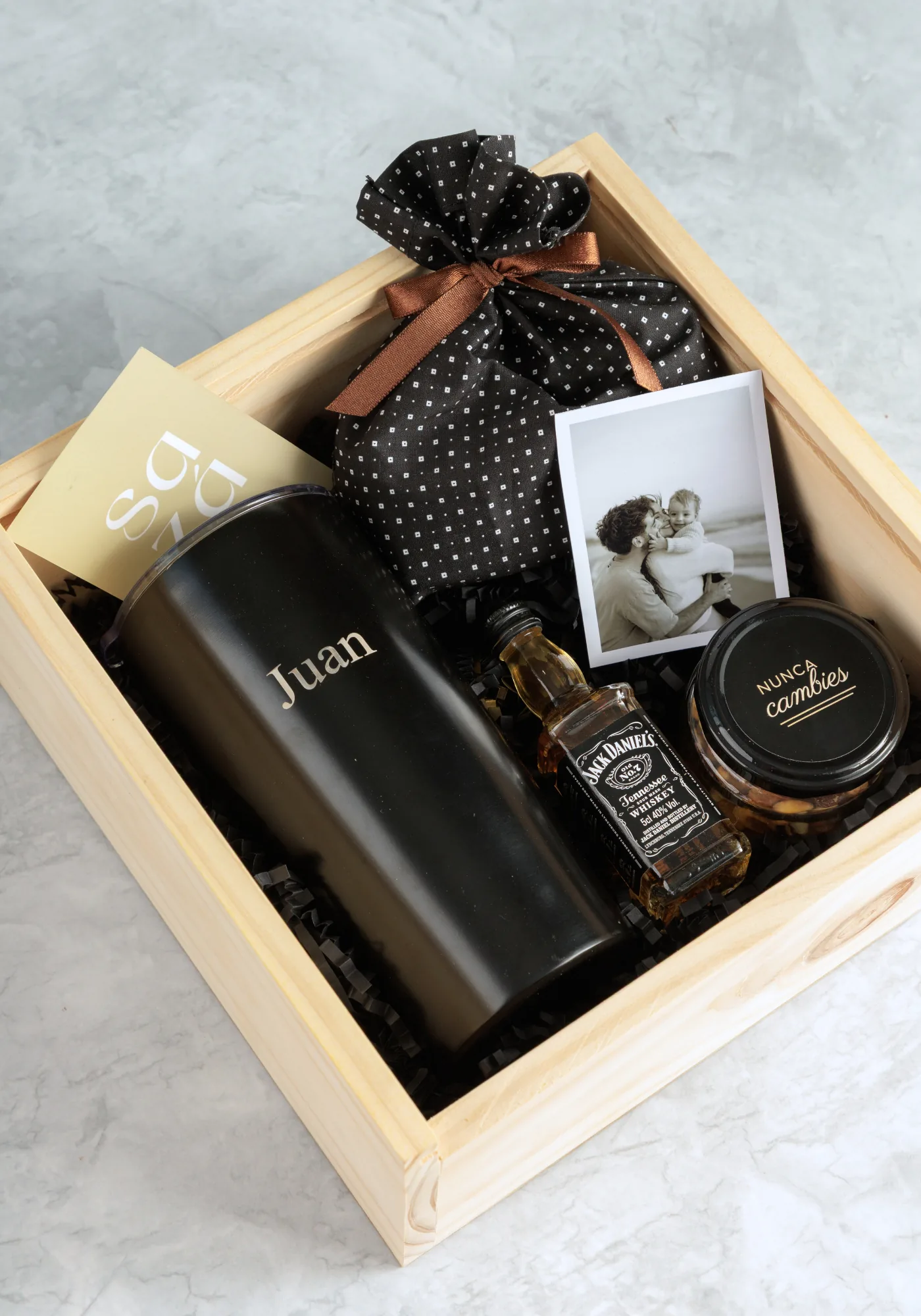 Refugio: Whiskey, Termo & Foto Personalizada