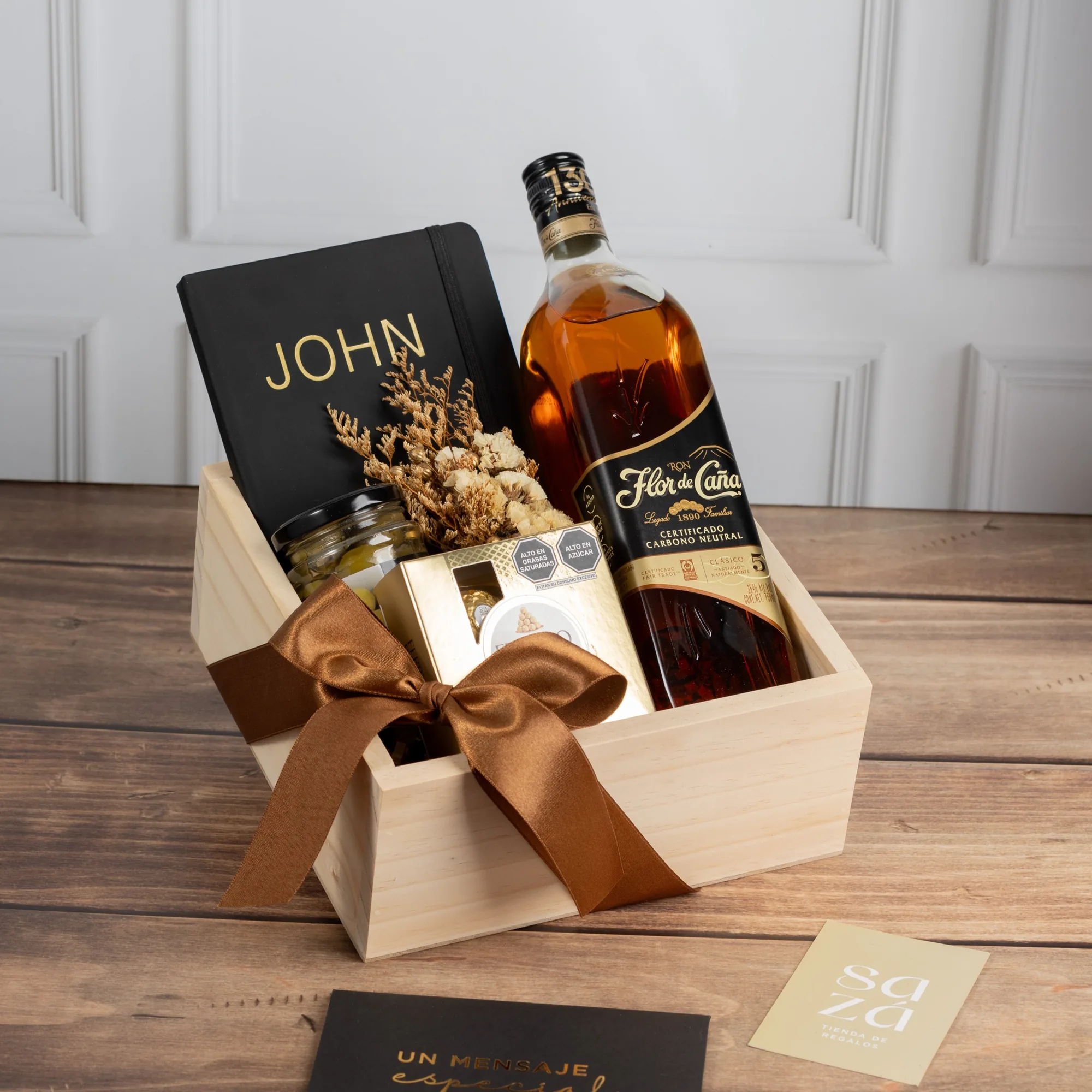 Ron Box: Bombones & Libreta Personalizada