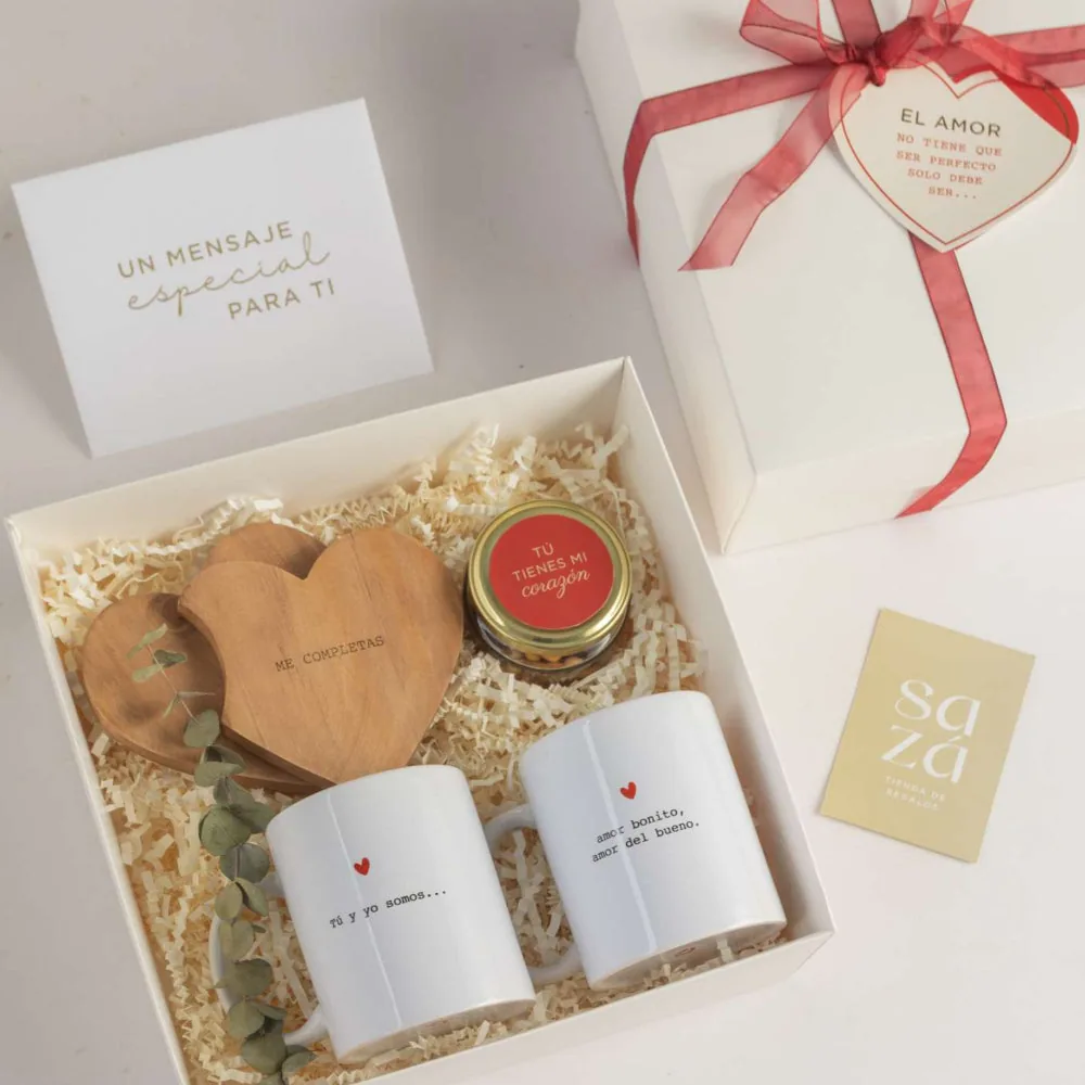Set Amor Completo: Tazas Personalizadas & Brownies